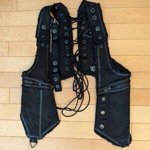 LIP SERVICE GOTH LACE UP BLACK ZIPPER VEST